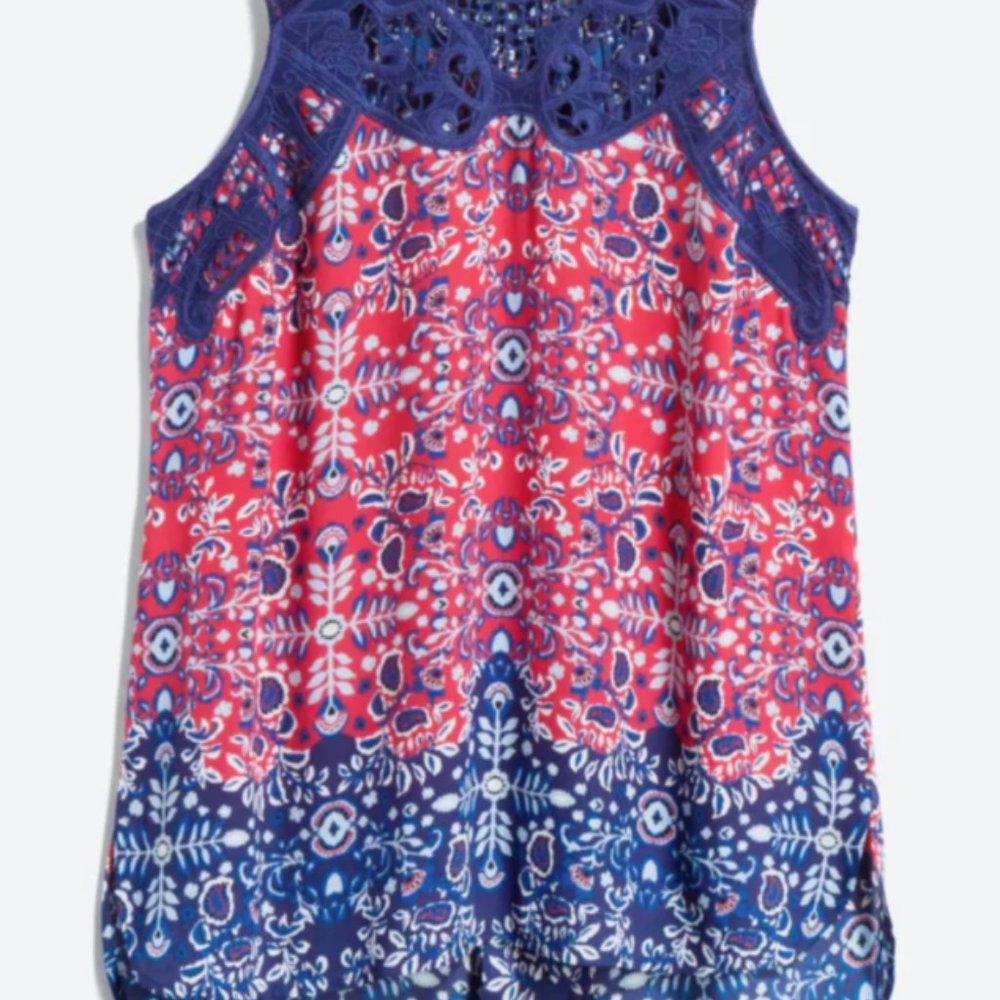 DANIEL RAINN Angelyne Button Back Detail Top NWT